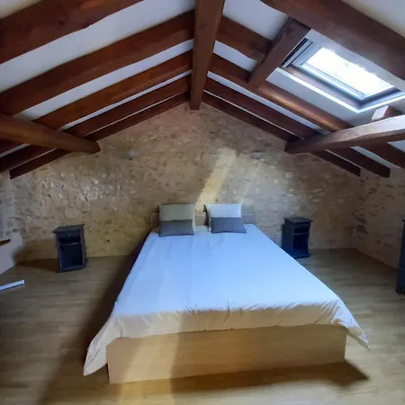 Le Pech Sainte-Foy-de-Longas