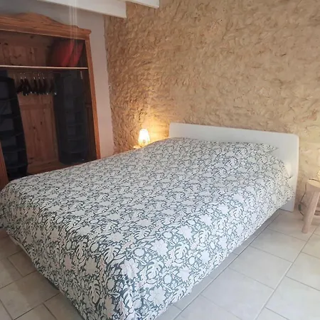 Le Pech Sainte-Foy-de-Longas