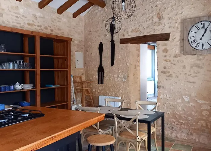 Le Pech * Sainte-Foy-de-Longas